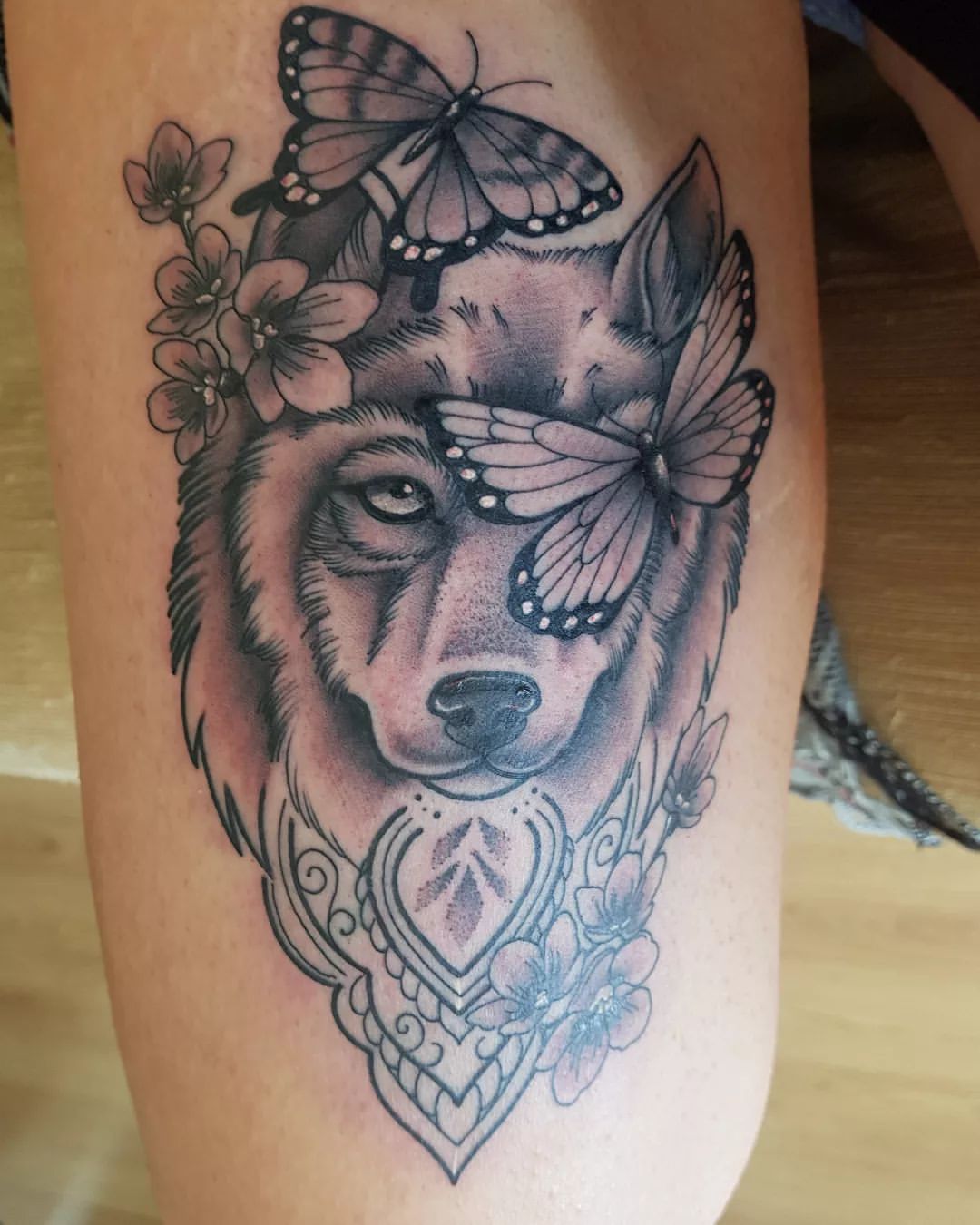 thigh tattoo